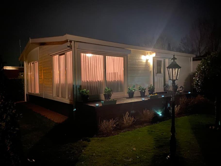 Luxe Chalet In Prachtig Natuurgebied Lith Екстер'єр фото